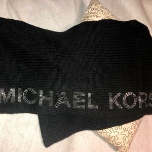 NWOT Michael Kors Scarf
